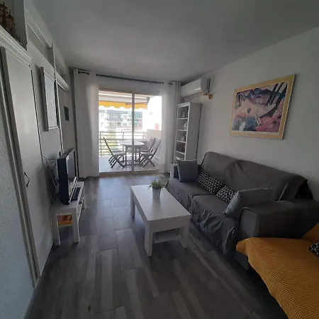 En El Centro De Apartment Salou